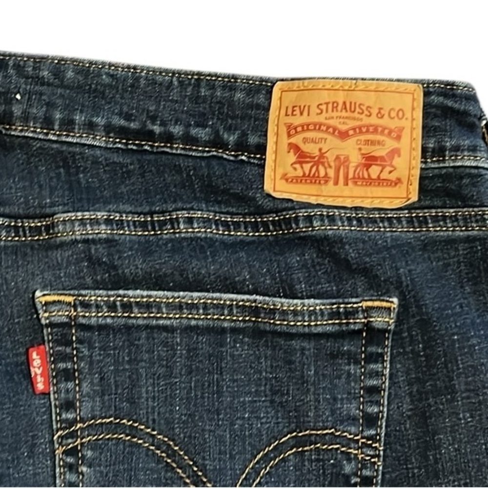 Levi’s Distressed Blue Jeans - Picture 5 of 7